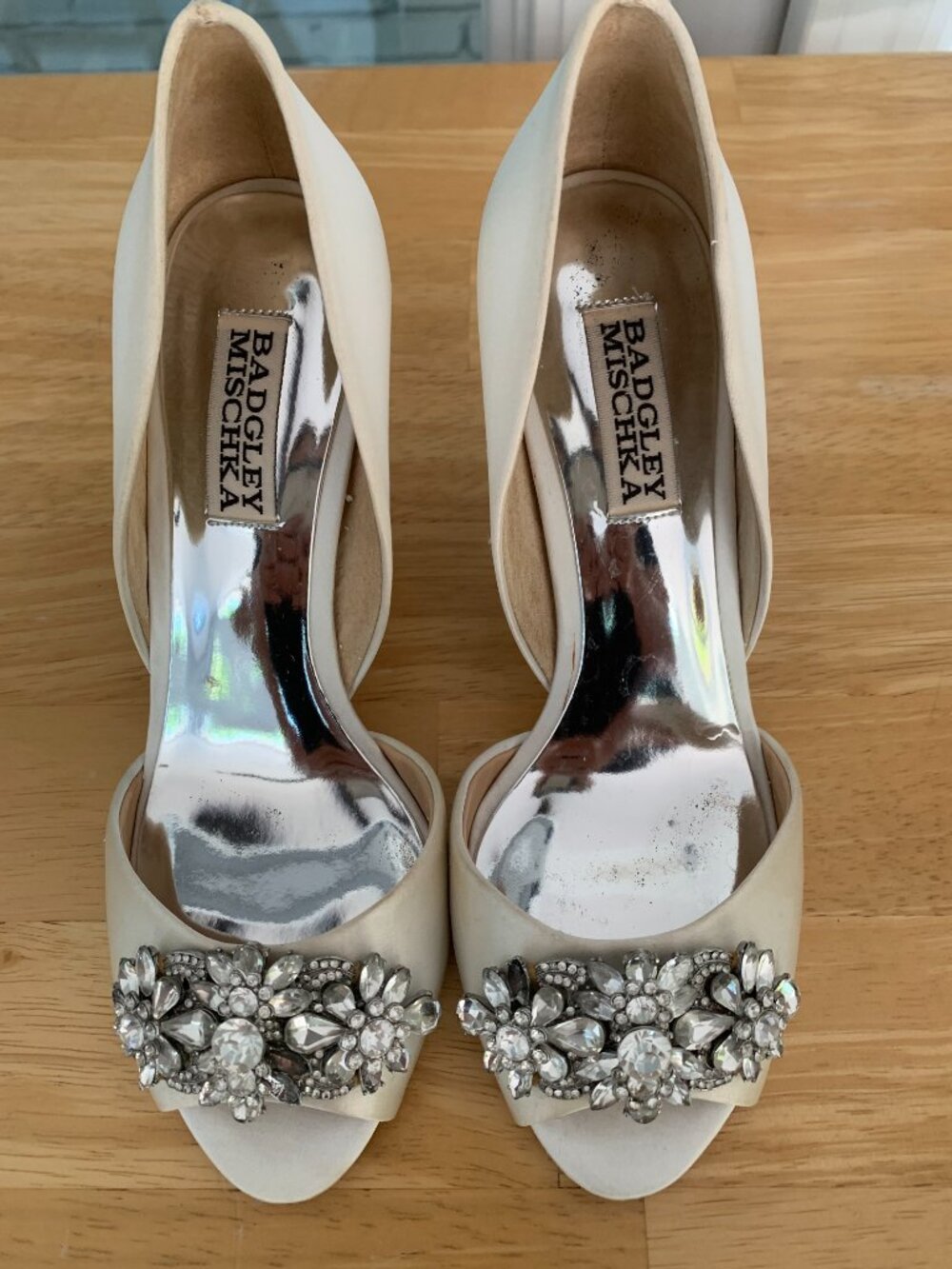 Badgley Mischka White Satin Kaden Embellished d’Orsay Pumps